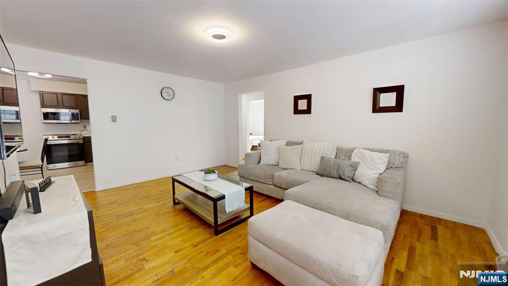 180 Highland Avenue 5A