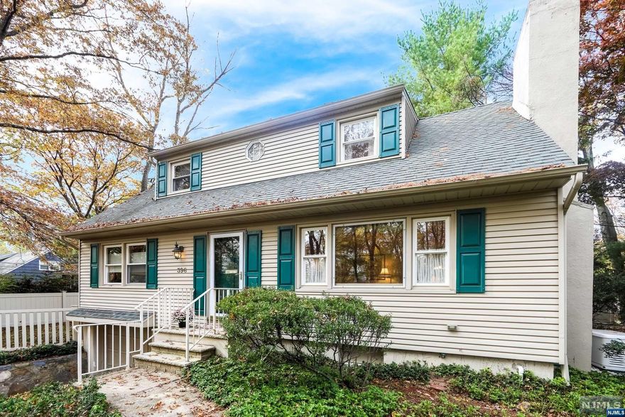 True Tranquility! This wonderful home is located on the corner of West End and Cedarcroft on a quiet cul-de-sac, overlooking the Ridgewood Water Preserve's 15 Acres of woods with a bonus cut through to Orchard school. The first floor features a living room with gas fireplace flowing into the open concept modern eat in white kitchen with center island, powder room and family room/den with builtins. Three good sized bedrooms and full bath (shower over soaking tub with jacuzzi jets) complete the 2nd floor. Full, finished basement with lots of storage, hidden utilities, washer & dryer as well as an entrance to the 1 car attached garage with opener. Storm ready with a Generac generator. Private, fully fenced backyard with brick paver patio and gravel dogrun.