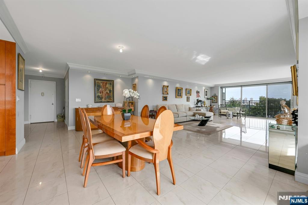 1530 Palisade Avenue 1L