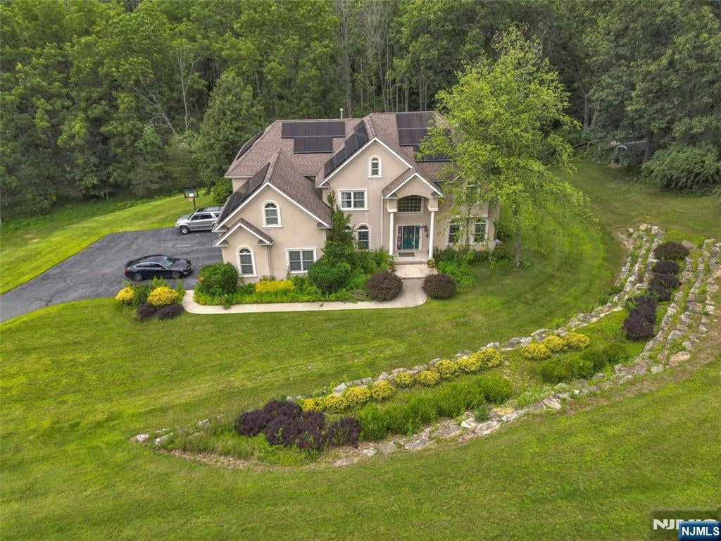 5 Carpenter Place