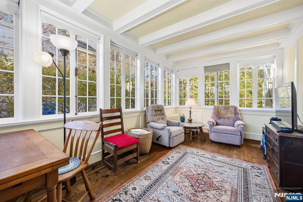 138 Knickerbocker Road