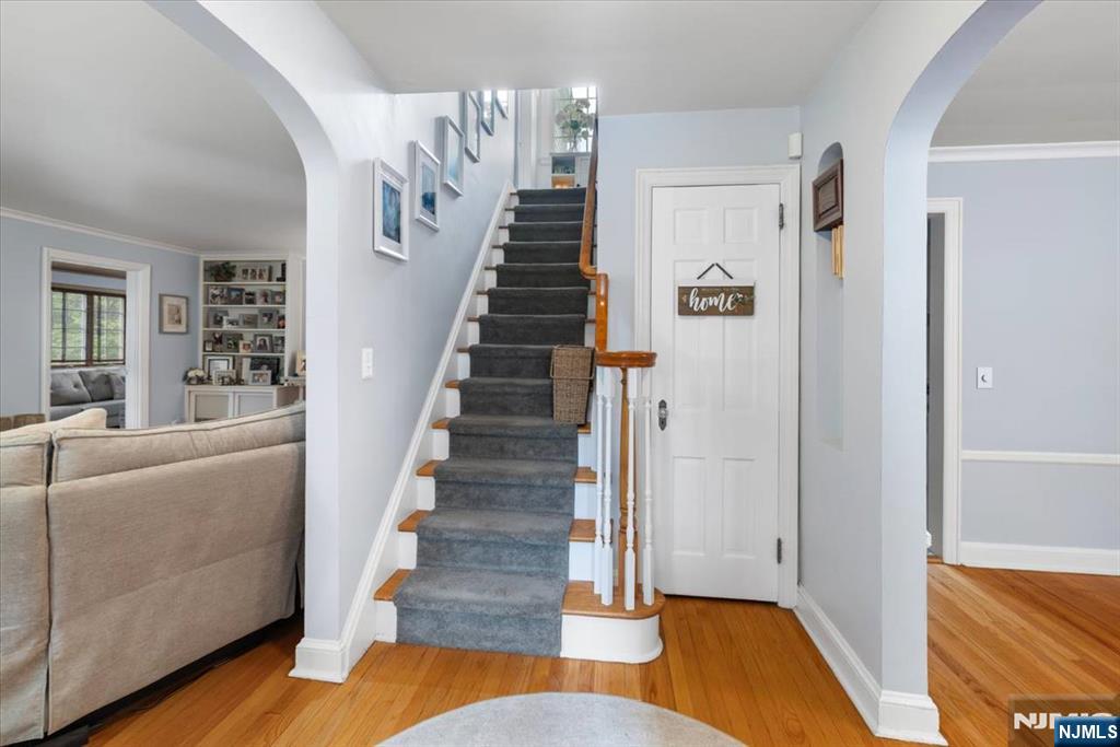 84 Raymond Avenue