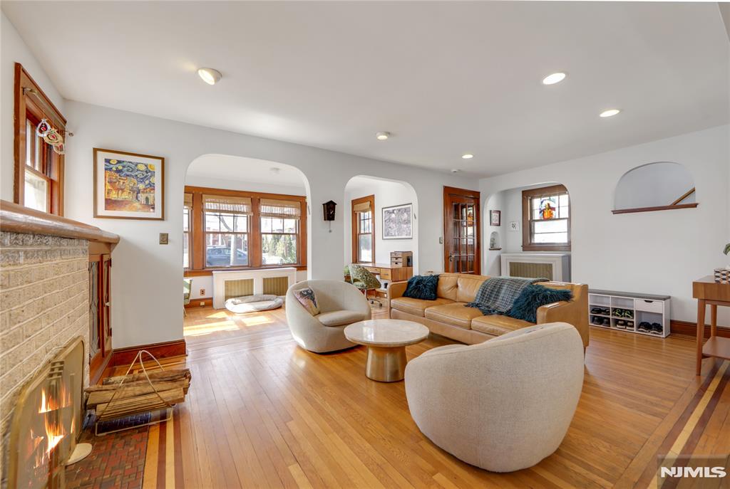 1109 Sussex Road