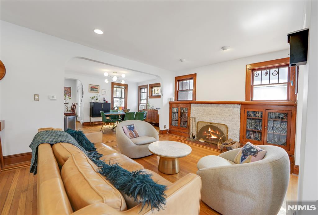 1109 Sussex Road