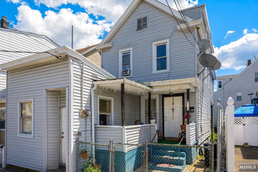 Why not stop renting and own this charming one family home, offering 4 Bedrooms 2 Bathrooms and a bonus Room. There is an unfinished basement for storage and the utilities with a BRAND NEW FURNACE!! Just Minutes to Highway Access, Schools, Shopping, house of worship, Dining, Park and NYC transportation.