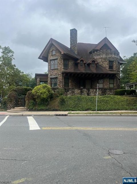 57 Washington Street East Orange NJ 07017