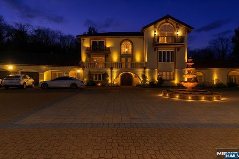 912 Cherokee Lane Franklin Lakes NJ 07417