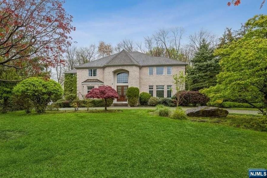 Offered also for rent Stunning home over 4500sqf perfectly situated at the end of a quiet cul-de-sac street on the desirable East Hill of Closter. This exquisite home. Impressive 2 story entry foyer, fabulous living room, and most amazing sun-lit 2 story GREAT ROOM that is open to A NEW GOURMET kitchen fully outfitted with large center island, high end cabinetry & stainless appliances overlooking the tranquil and private back yard. First floor also has a bedroom/office and powder room. Second level features almost stunning sun lit spacious primary bedroom with a spacious bath room . Two additional bedrooms e/Jack &Jill Bathroom plus an ensuite facing south !most . Inviting full finished basement with 9' high ceilings, large rec/play room, Full Bath, Spa & Gym area and a home theatre . This home Carries unique architectural details throughout and is in an ideal location for OFF ALPINE where commute to NYC is only a 15-miles ride. Highly ranked school system and great DOWN TOWN