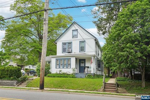 412 S Maple Avenue Glen Rock NJ 07452