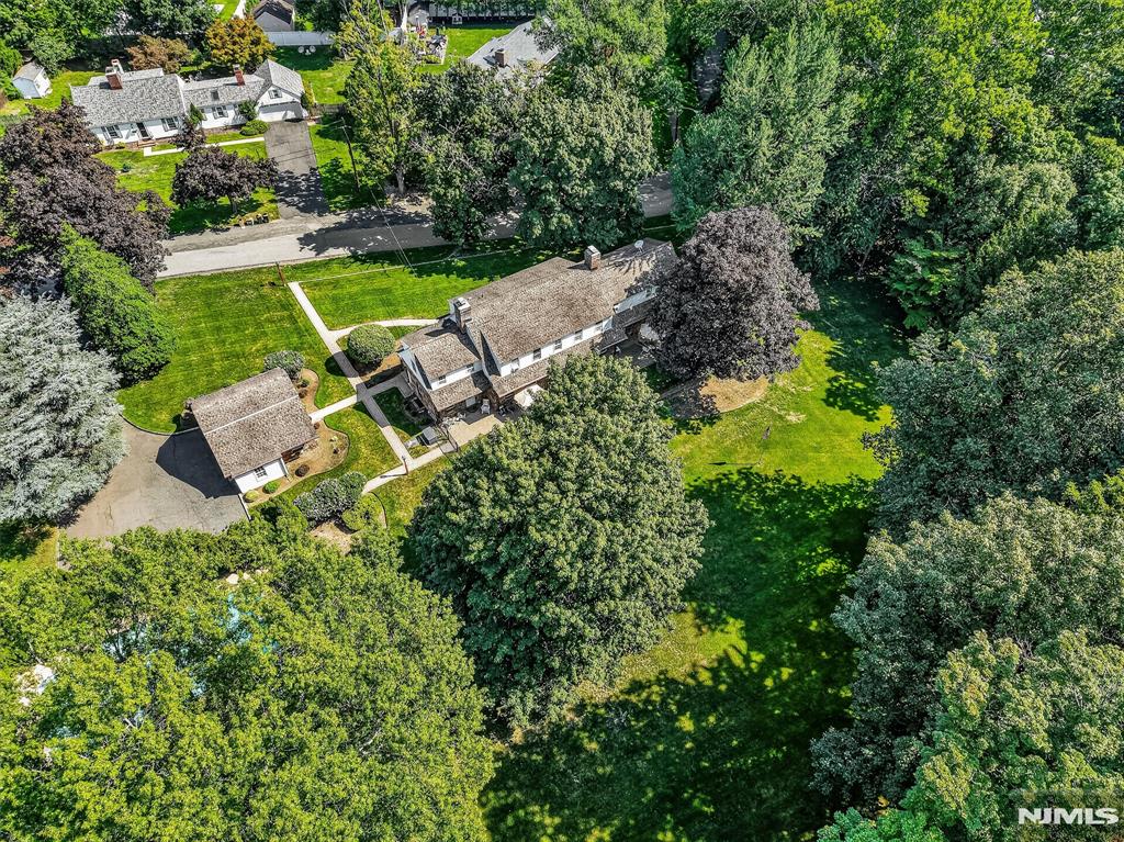 1 Carlyle Place