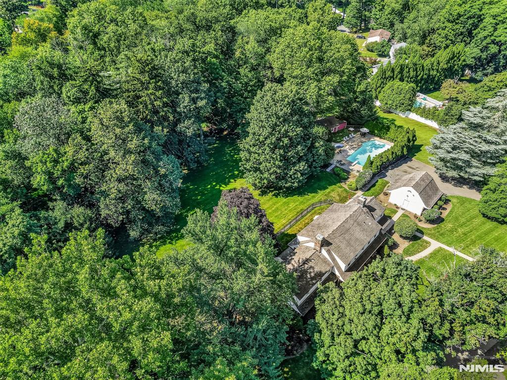 1 Carlyle Place