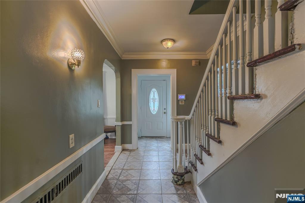 37-39 Ridgewood Avenue