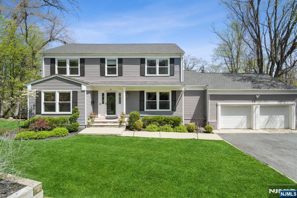 Property for Sale at 26 Fellswood Drive, Verona, New Jersey - Bedrooms: 4 
Bathrooms: 4 
Rooms: 10  - $899,000