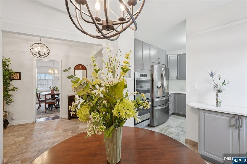 10 Crestmont Road 1A