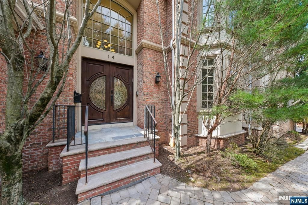 Photo of 14 O Shaughnessy Lane, Closter, NJ 07624 (MLS # 26008718)