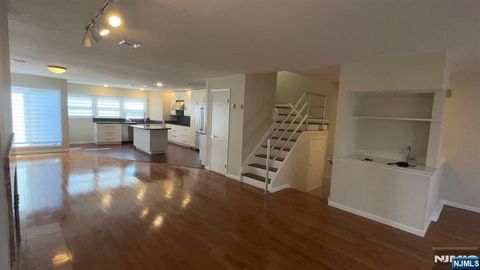 1275 Anderson Avenue A4 Fort Lee NJ 07024