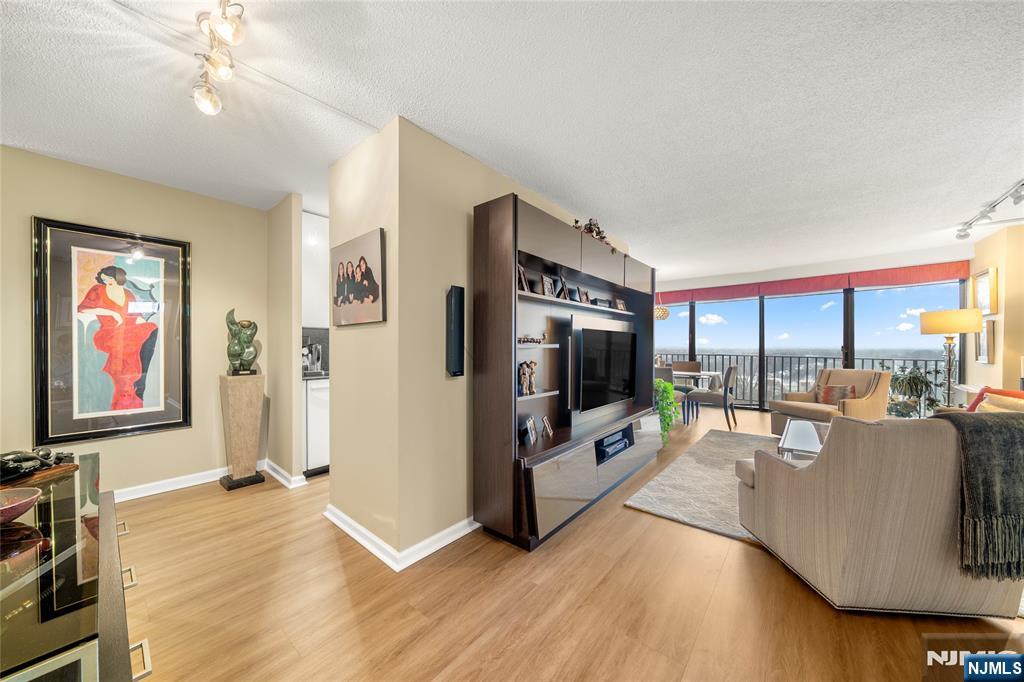 277 Prospect Avenue 14B