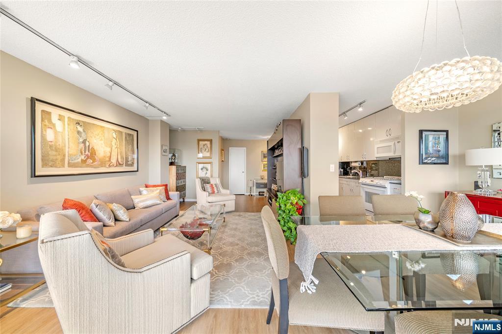 277 Prospect Avenue 14B