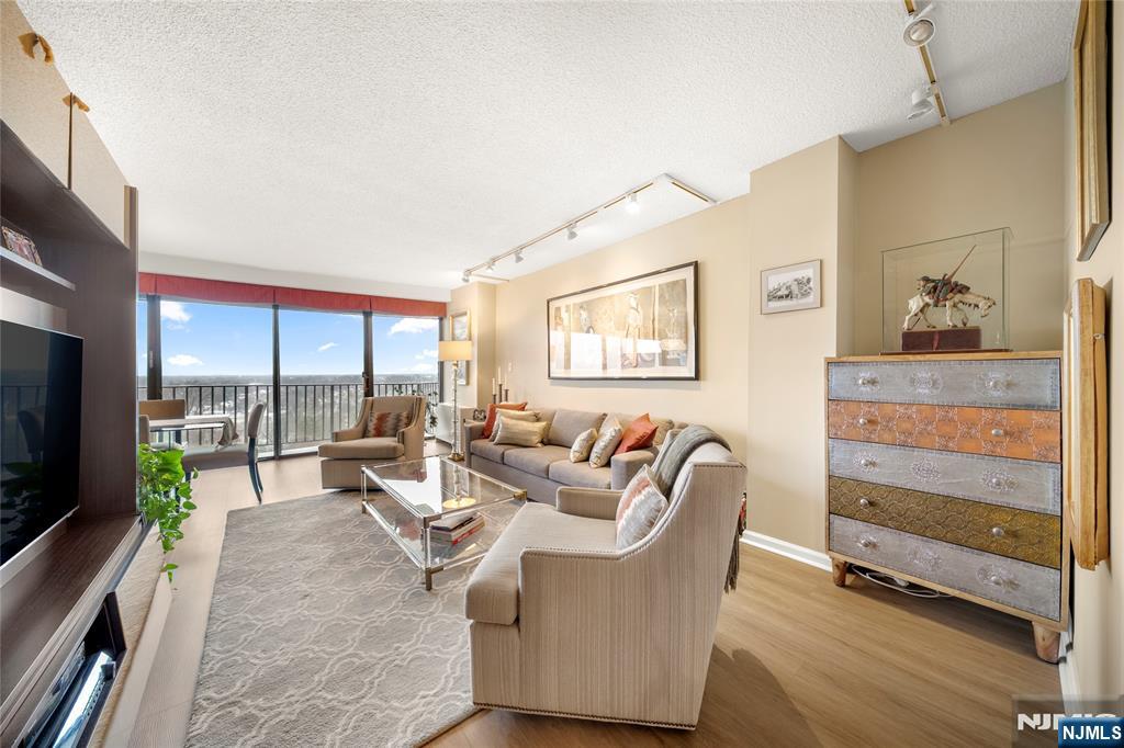 277 Prospect Avenue 14B