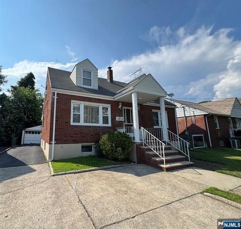 28 Norwood 1 Clifton NJ 07011