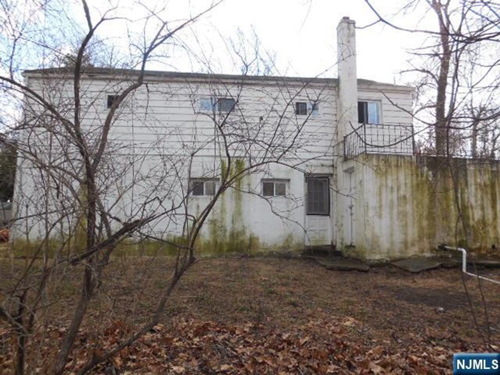 Photo of 221 Boulevard Drive, Wayne, NJ 07470 (MLS # 26004510)