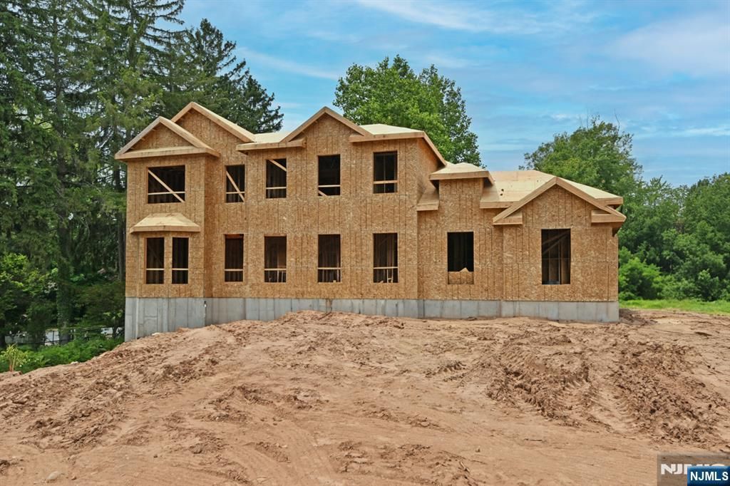 Photo of 760 Pascack Road, Twp of Washington, NJ 07676 (MLS # 26019118)