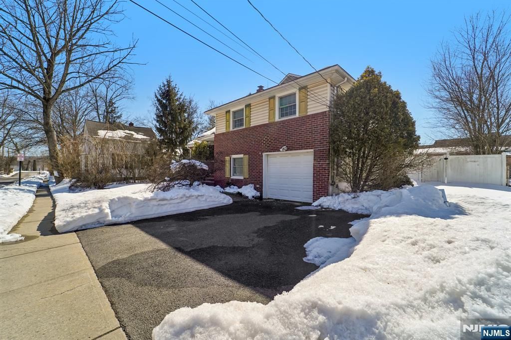 Photo of 204 Pierron Street, Northvale, NJ 07647 (MLS # 26006269)