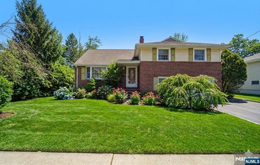 Photo of 204 Pierron Street, Northvale, NJ 07647 (MLS # 26006269)