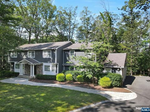 75 Apple Ridge Woodcliff Lake NJ 07677