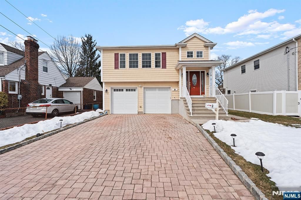 Photo of 9 15th Avenue, Elmwood Park, NJ 07407 (MLS # 26007130)