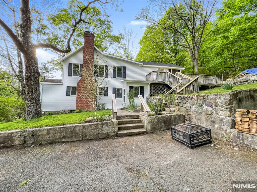 270 Macopin Road