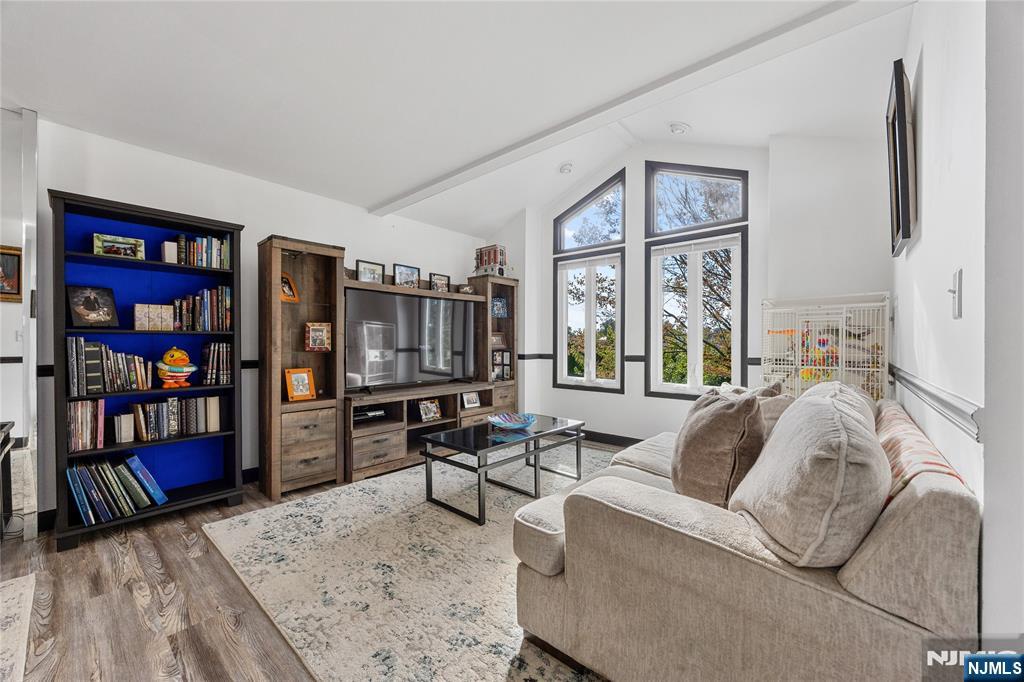 39 Sampson Street 39