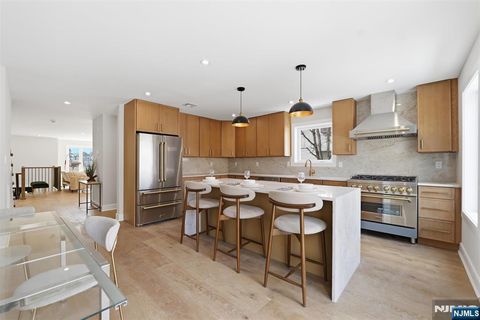 140B Weigands Lane Secaucus NJ 07094