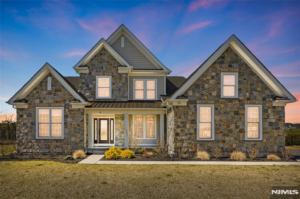 Rental Property at 14 Woodmere Rd, Upper Saddle River, New Jersey - Bedrooms: 4 
Bathrooms: 3.5 
Rooms: 10  - $20,000 MO.