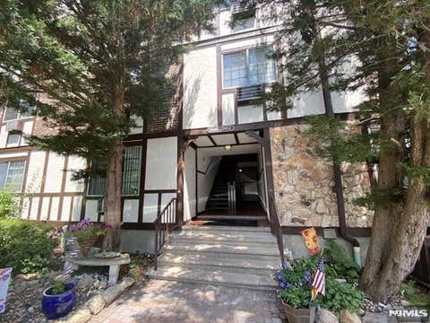 Photo of 2002 Hawthorne, Mahwah, NJ 07430 (MLS # 26020009)