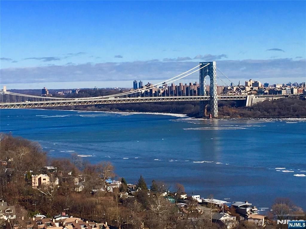 Photo of 3 Horizon Road #1418, Fort Lee, NJ 07024 (MLS # 26012386)