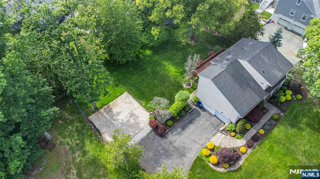 27 Bogert Road