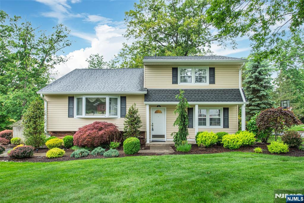 27 Bogert Road