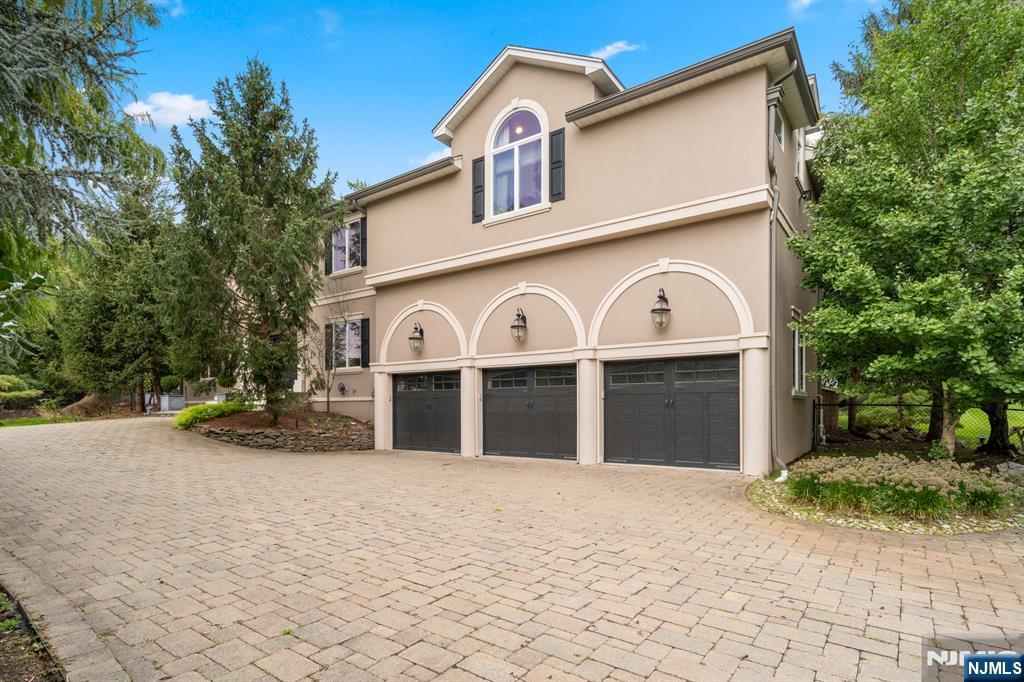 74 Sherwood Road
