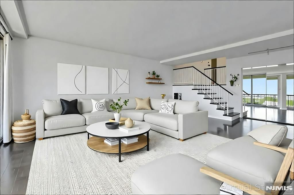 Photo of 1 Horizon Road #609, Fort Lee, NJ 07024 (MLS # 25034703)