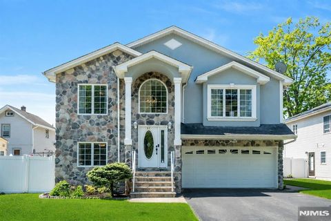 69 Thiem Avenue Rochelle Park NJ 07662
