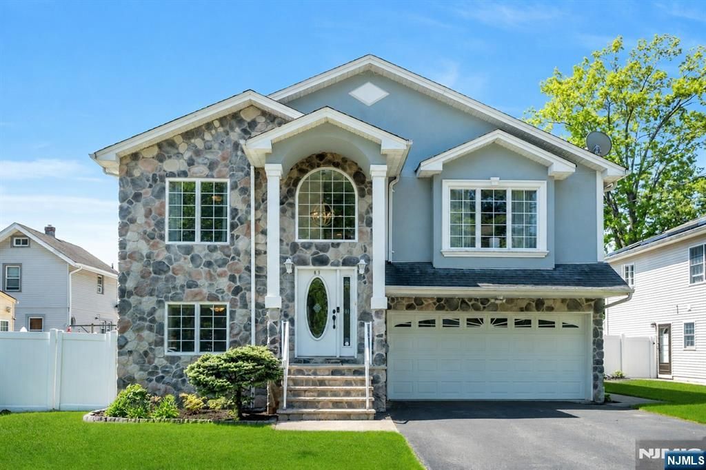 Photo of 69 Thiem Avenue, Rochelle Park, NJ 07662 (MLS # 26016128)