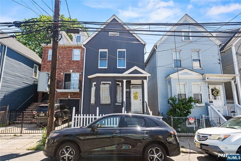 Photo of 500 19th Street, Newark, NJ 07103 (MLS # 25022860)