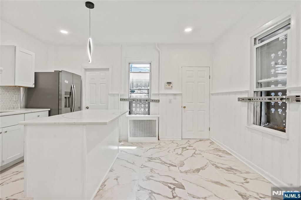 Photo of 500 19th Street, Newark, NJ 07103 (MLS # 25022860)