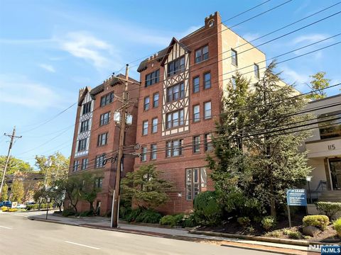 Photo of 109 Grand Avenue #4H, Englewood, NJ 07631 (MLS # 25035507)