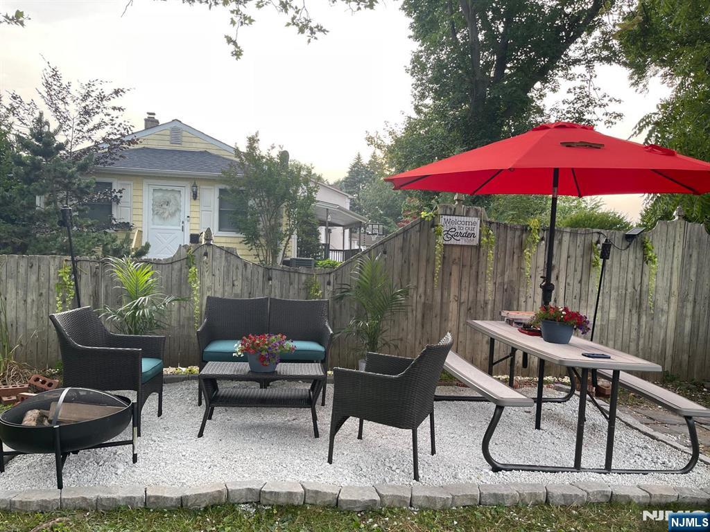 88 Fournier Crescent