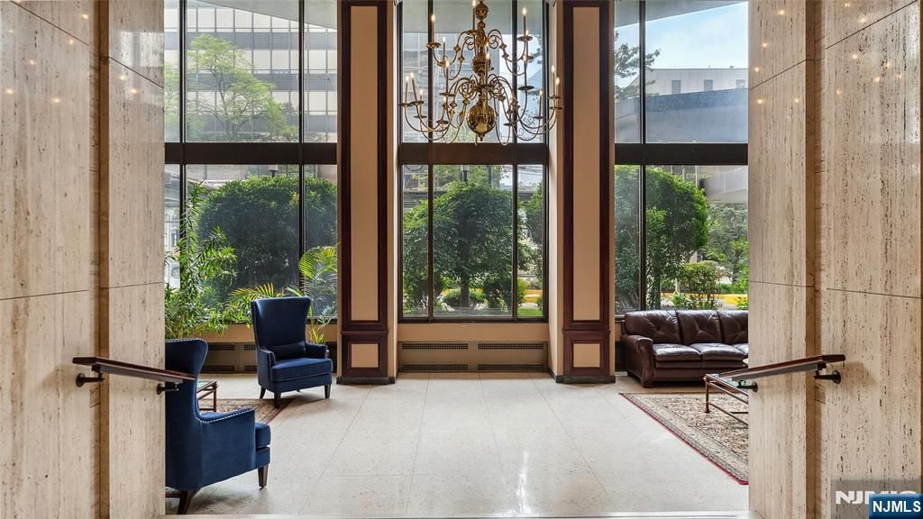 Photo of 2077 Center Avenue #18c, Fort Lee, NJ 07024 (MLS # 25039853)