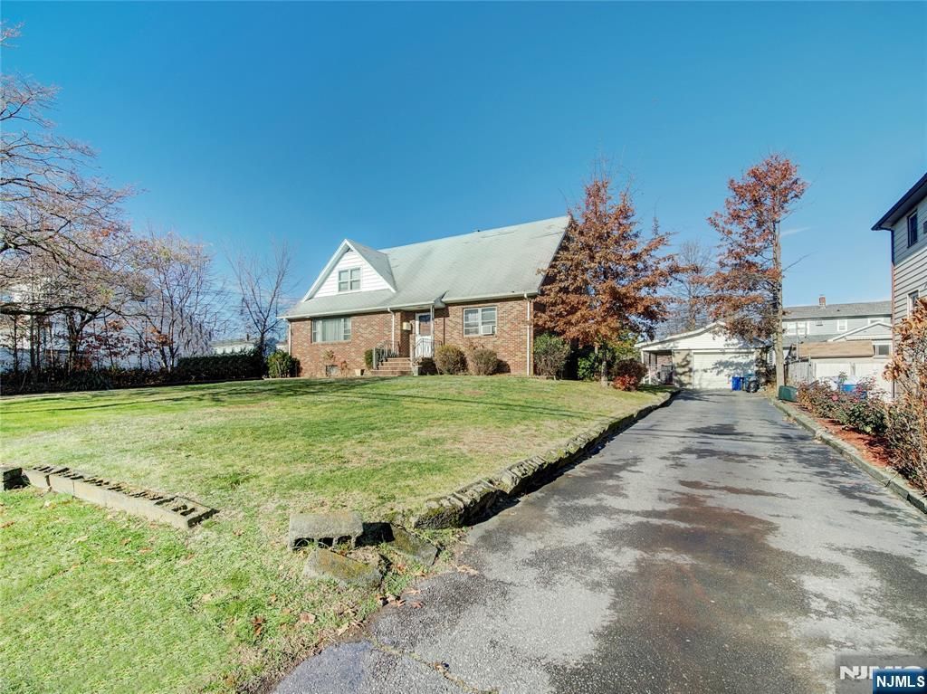 Photo of 475 Dewey Avenue, Saddle Brook, NJ 07663 (MLS # 25042199)