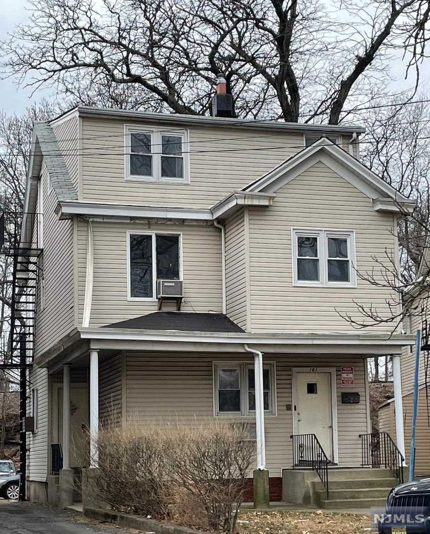 Calling all Contractors Bring your tools, This Large 3 story Two Family Fixer upper is ready to be brought back to its former glory, perfect for a investment property or owner occupant and rent out the other unit. " Not in a flood zone "