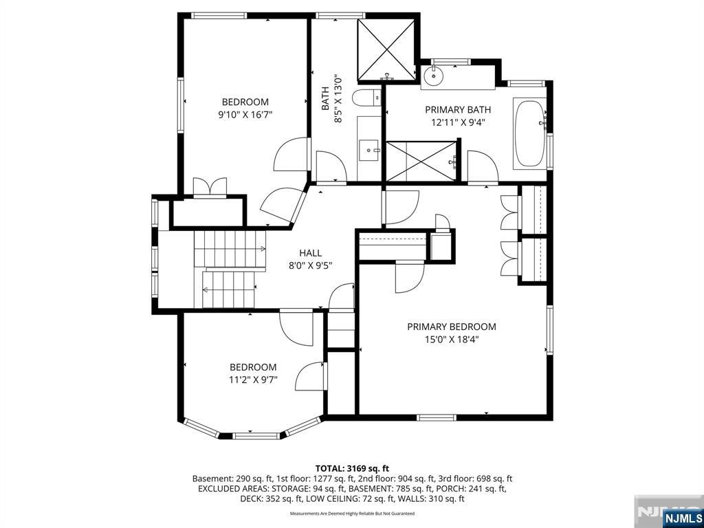 Main image without alt text